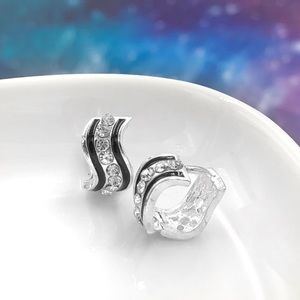 🍀 Huggie Hoop Silver Rhinestone Earrings